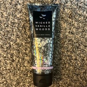 🕸🦇Wicked Vanilla Woods body cream